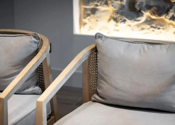 Luxury Marina Loft *